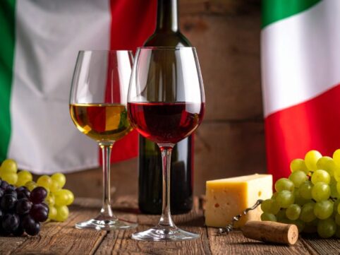 イタリア